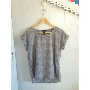 🦄3 for $20🦄 Forever 21 Short Sleeve Blouse